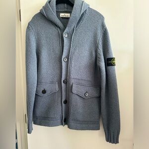 Men’s stone island sweater hooded with zipper and buttons, size large, worn once